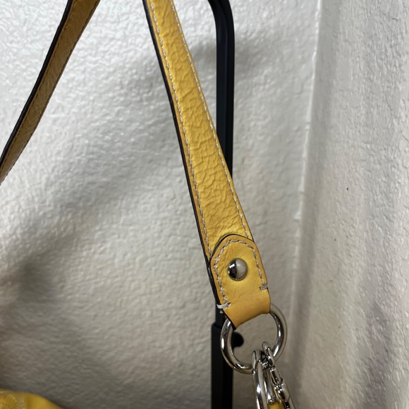 COACH Vintage Patent Leather Signature Hobo Bag in Soft Yellow - Picture 10 of 11